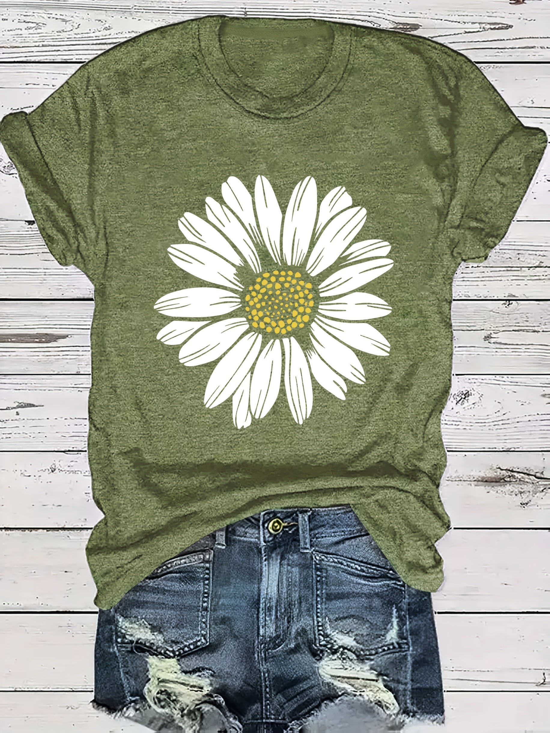 [Vibrant T-Shirt] Vibrant Orange Women's Casual T-Shirt | Daisy Flower Print, Round Neck, Medium Stretch, Machine Washable, Spring/Summer Essential, Relaxed Fit Tee, Mediumstretch Fabric